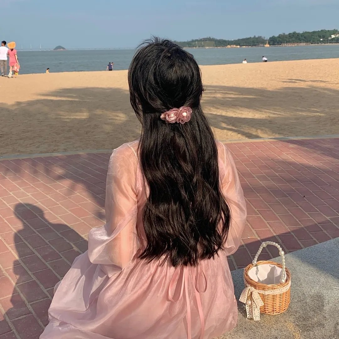 流离路上的回望 海报